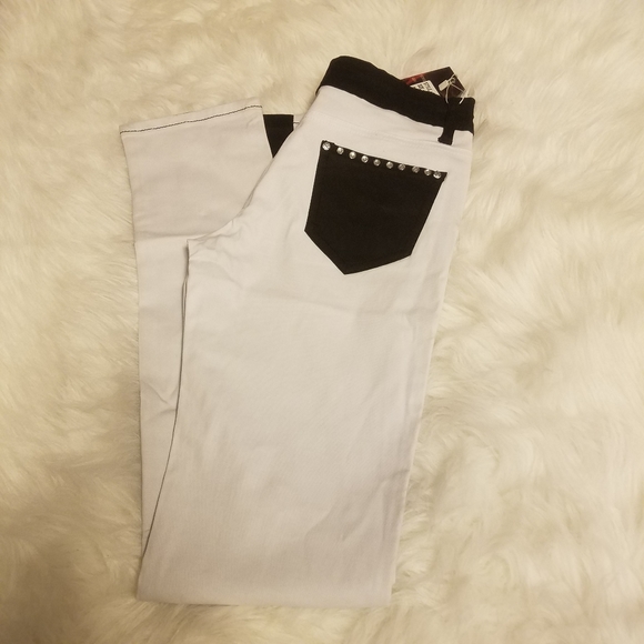 ROSY LOVES BLACK AND WHITE PANTS - Picture 4 of 6